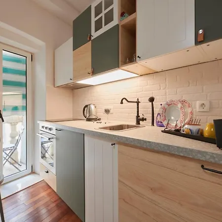 Baba Zorka Apartman Trogir